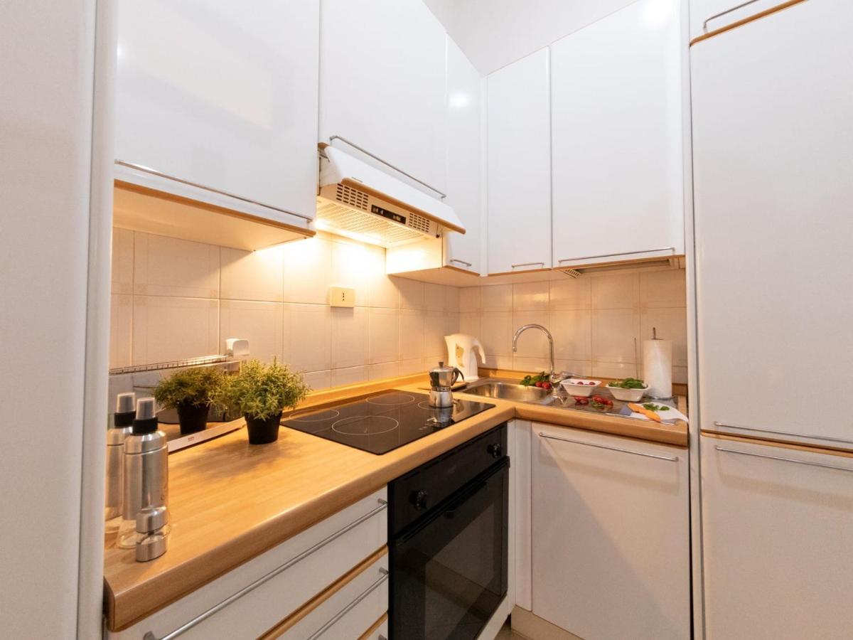 The Best Rent - Cozy One-Bedroom Apartment Near Villa Borghese Rome Exterior photo